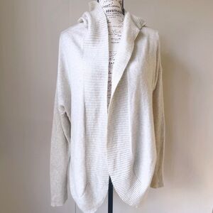 Like new Gap Body Cozy Oatmeal Women's cocoon cardigan L